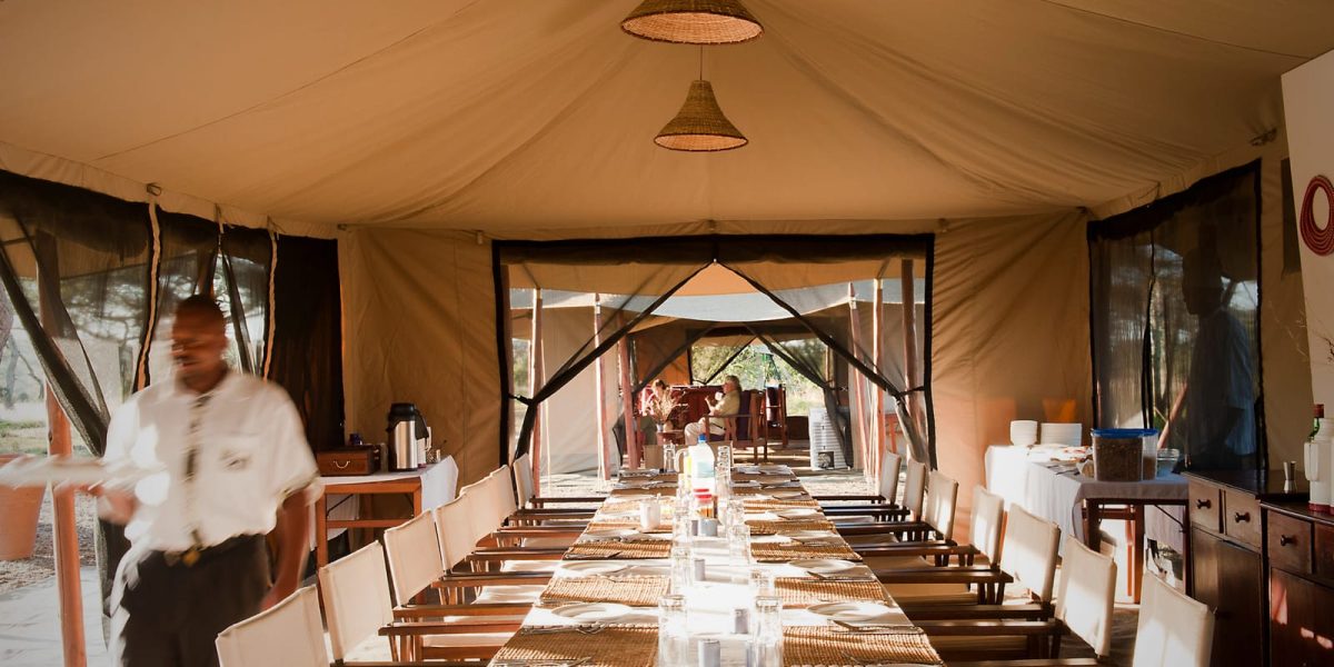mara-under-canvas-zentrale-einheit2