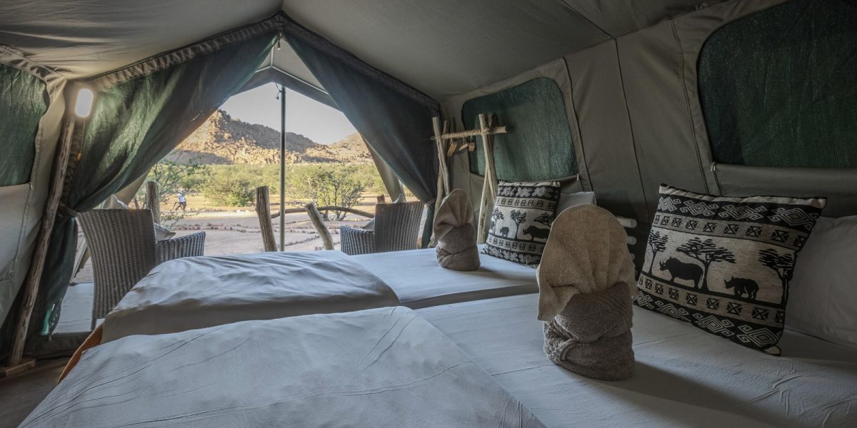 twyfelfontein-adventure-camp-gaeste-unterkuenfte11